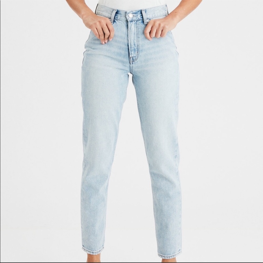 American Eagle mom jeans